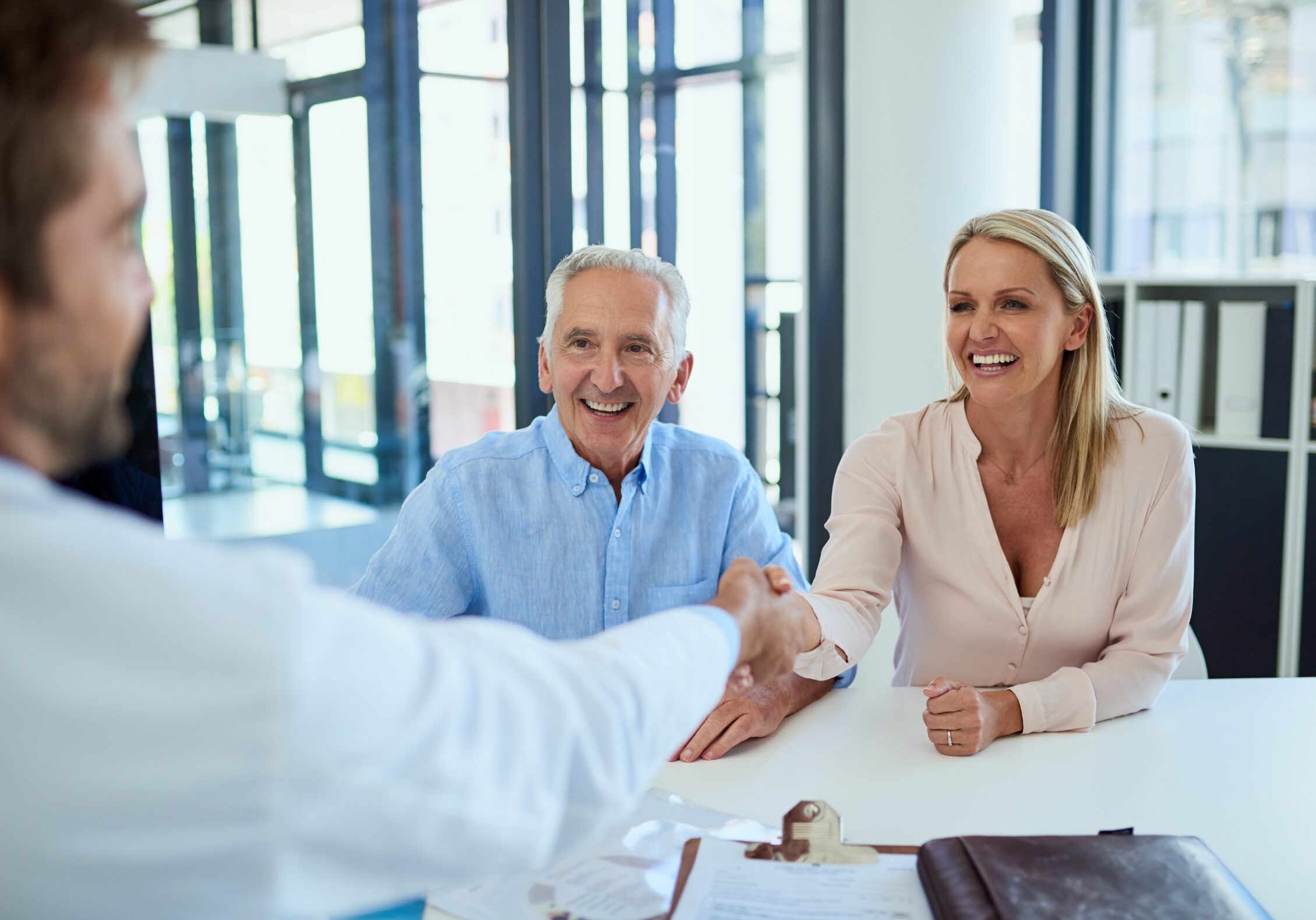 shot-of-a-doctor-meeting-up-with-a-senior-patient-2023-11-27-05-27-18-utc